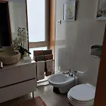 En Face De La Apartment *