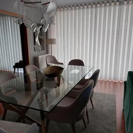 En Face De La * Azurara