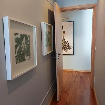 En Face De La Apartment