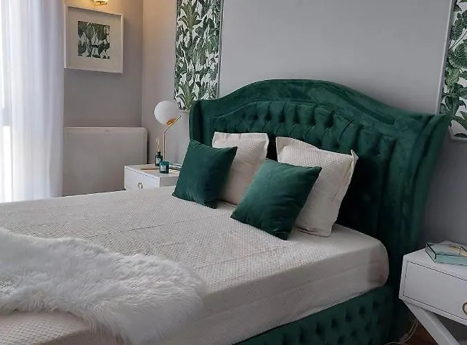 Apartment En Face De La Azurara